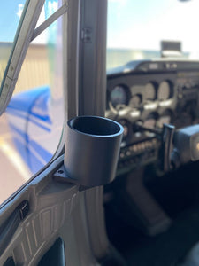 CESSNA 150/152/172 CUP HOLDER –  NOTE 172 - D Models onward